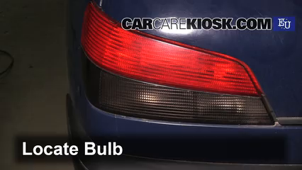 2002 Peugeot 306 Meridian 1.8L 4 Cyl. Éclairage Feu clignotant arrière (remplacer l'ampoule)